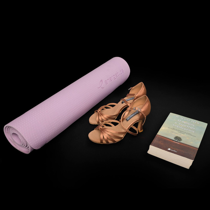 hobbies of team member with books and magazines